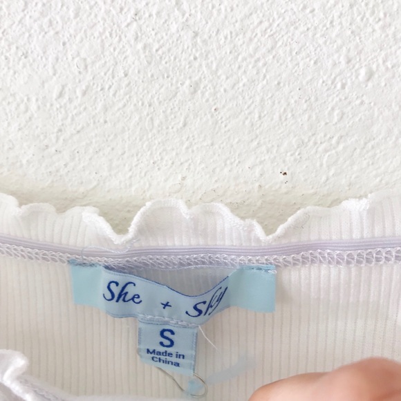 ribbed off shoulder bell sleeve crop top - Picture 7 of 7